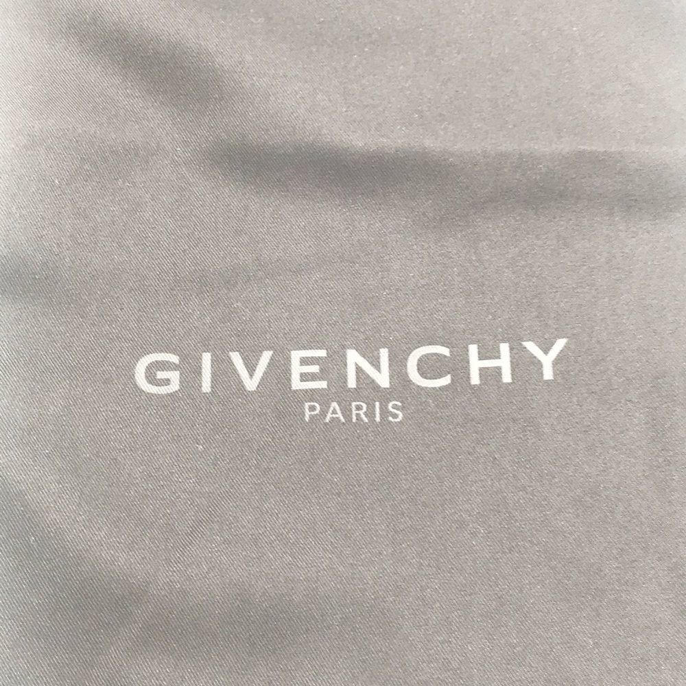 Givenchy Paris Dust Bags (2) 8.5”x13.5”
